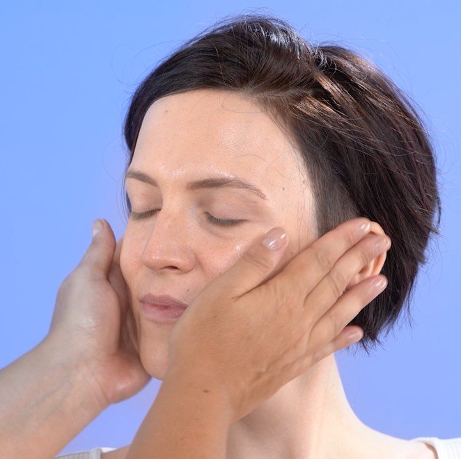 makeup foundation 08