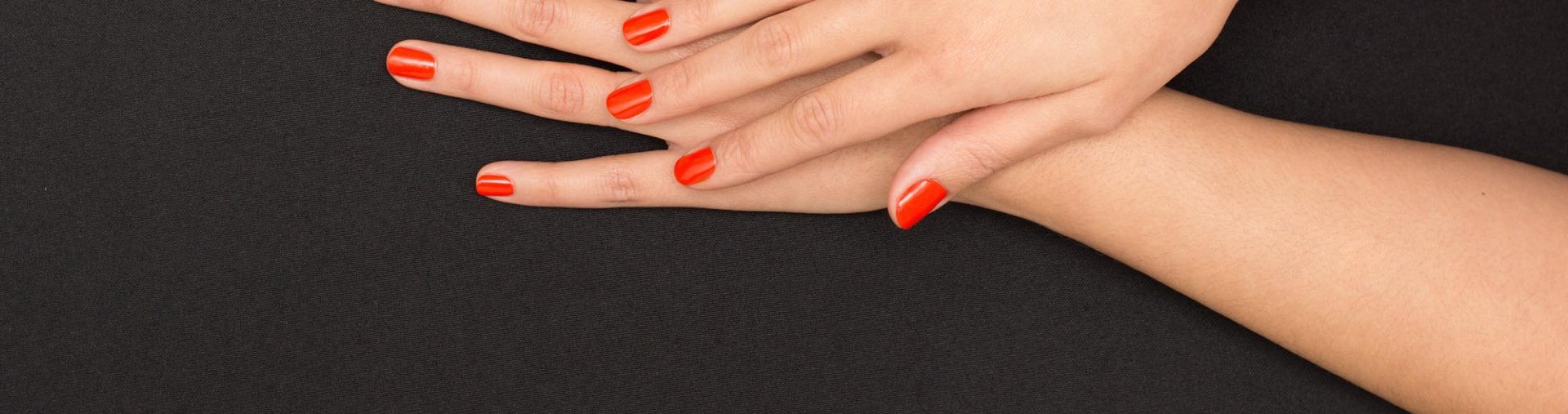 makeup nails